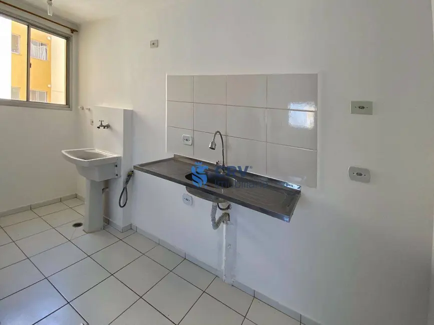 Foto 4 de Apartamento com 2 quartos para alugar, 53m2 em Conjunto Habitacional José Garcia Molina, Londrina - PR