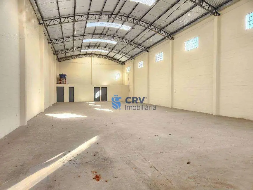 Foto 3 de Armazém / Galpão para alugar, 400m2 em Ibipora - PR