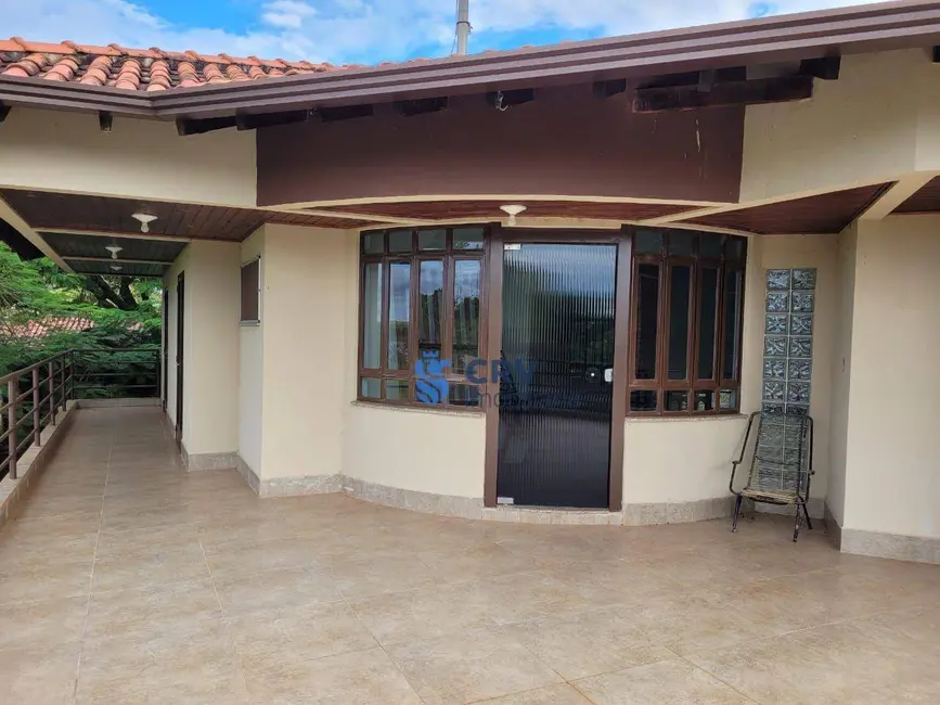 Chácara com 7 quartos à venda, 2802m2 em Sertanopolis - PR - imagem 6 Foto 6 de Chácara com 7 quartos à venda, 2802m2 em Sertanopolis - PR