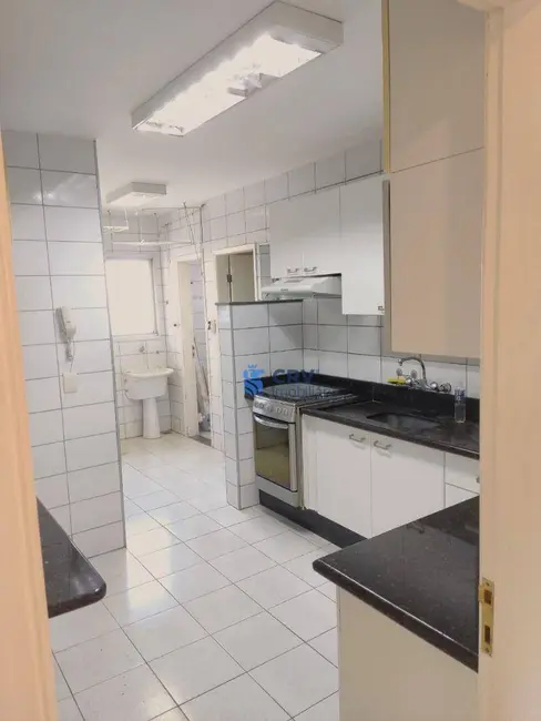 Apartamento com 3 quartos à venda, 94m2 em Centro, Londrina - PR - imagem 6 Foto 6 de Apartamento com 3 quartos à venda, 94m2 em Centro, Londrina - PR