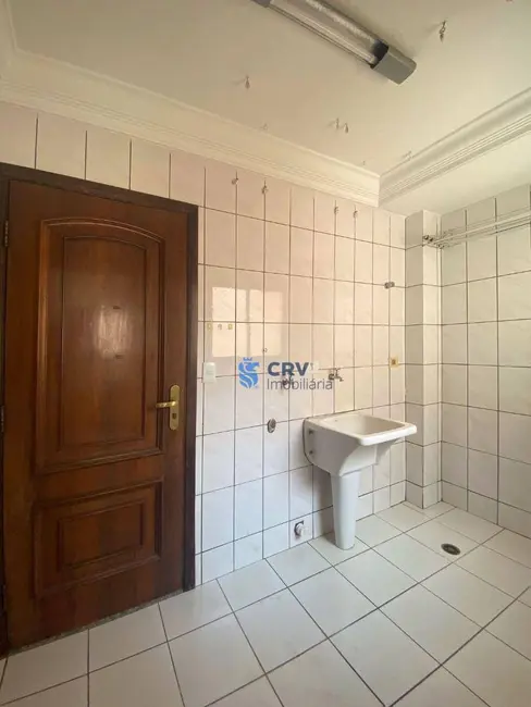Apartamento com 3 quartos à venda, 105m2 em Centro, Londrina - PR - imagem 8 Foto 8 de Apartamento com 3 quartos à venda, 105m2 em Centro, Londrina - PR