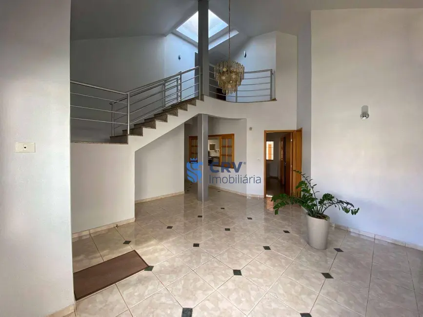 Foto 2 de Sobrado com 3 quartos à venda, 441m2 em Jardim Vila Rica, Cambe - PR