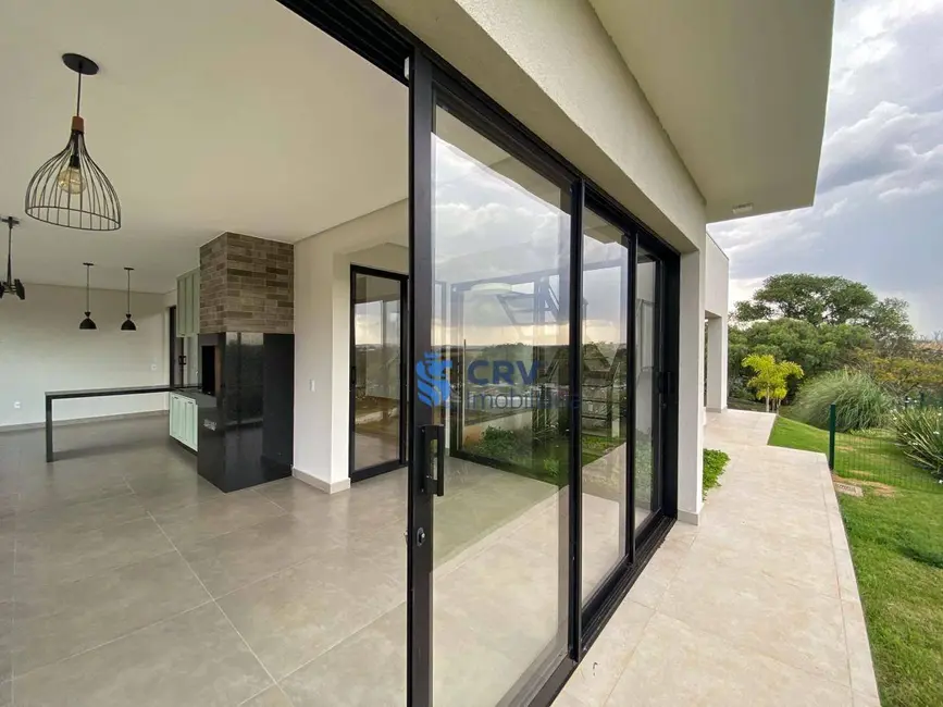 Casa de Condomínio com 3 quartos à venda, 1388m2 em Cambe - PR - imagem 9 Foto 9 de Casa de Condomínio com 3 quartos à venda, 1388m2 em Cambe - PR