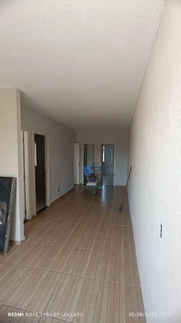 Casa com 3 quartos à venda e para alugar, 60m2 em Heimtal, Londrina - PR - imagem 4 Foto 4 de Casa com 3 quartos à venda e para alugar, 60m2 em Heimtal, Londrina - PR