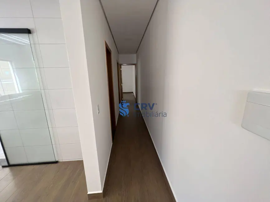 Sobrado com 4 quartos à venda, 180m2 em San Fernando, Londrina - PR - imagem 8 Foto 8 de Sobrado com 4 quartos à venda, 180m2 em San Fernando, Londrina - PR