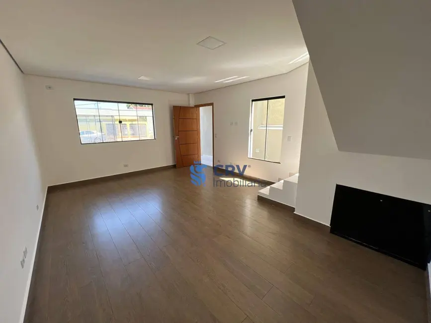 Sobrado com 4 quartos à venda, 180m2 em San Fernando, Londrina - PR - imagem 3 Foto 3 de Sobrado com 4 quartos à venda, 180m2 em San Fernando, Londrina - PR