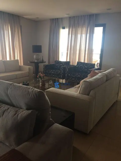 Foto 7 de Apartamento com 4 quartos para alugar, 445m2 em Londrina - PR