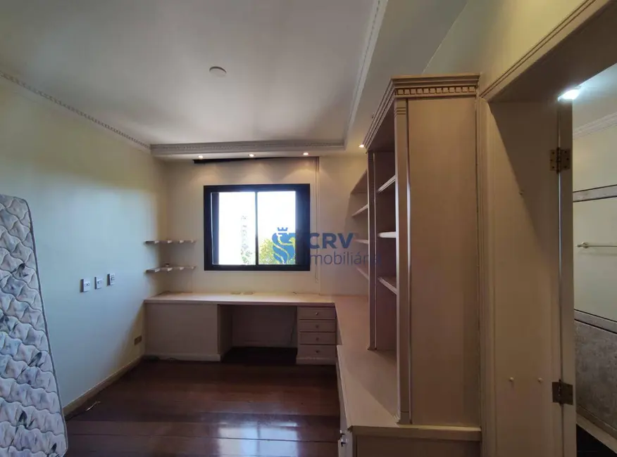 Apartamento com 4 quartos à venda, 445m2 em Caiçaras, Londrina - PR - imagem 8 Foto 8 de Apartamento com 4 quartos à venda, 445m2 em Caiçaras, Londrina - PR