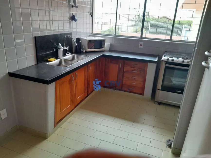 Foto 7 de Casa com 6 quartos para alugar, 900m2 em Caravelle, Londrina - PR
