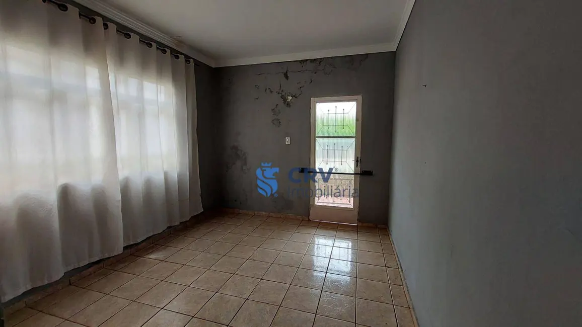 Casa com 3 quartos à venda, 395m2 em Recreio, Londrina - PR - imagem 9 Foto 9 de Casa com 3 quartos à venda, 395m2 em Recreio, Londrina - PR