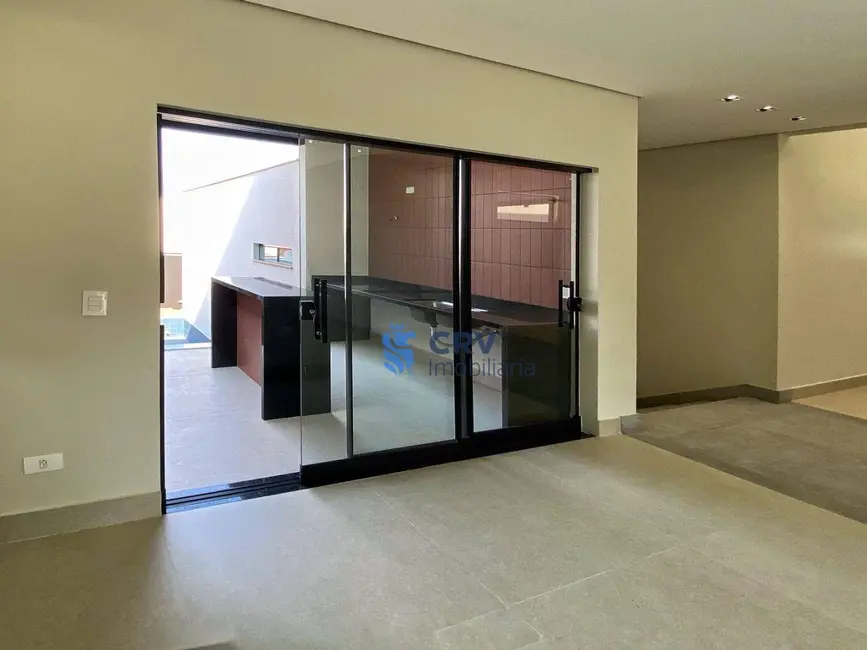 Casa de Condomínio com 3 quartos à venda, 270m2 em Conjunto Habitacional Alexandre Urbanas, Londrina - PR - imagem 9 Foto 9 de Casa de Condomínio com 3 quartos à venda, 270m2 em Conjunto Habitacional Alexandre Urbanas, Londrina - PR