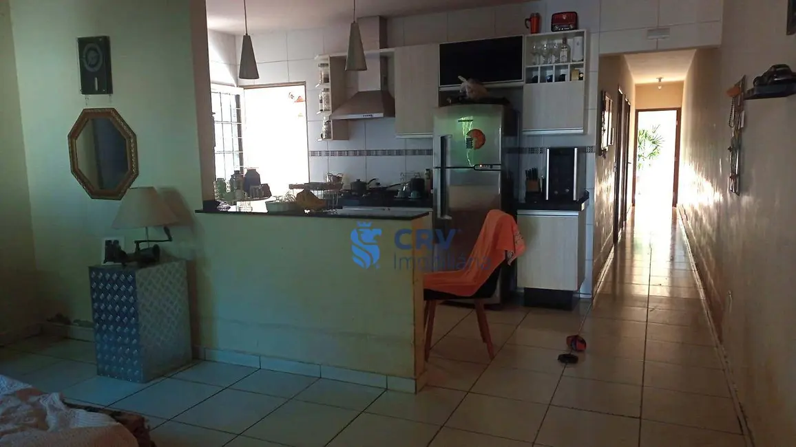 Casa com 3 quartos à venda, 150m2 em Colúmbia, Londrina - PR - imagem 3 Foto 3 de Casa com 3 quartos à venda, 150m2 em Colúmbia, Londrina - PR