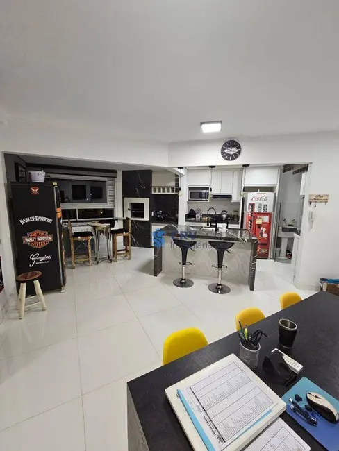 Apartamento com 2 quartos à venda e para alugar, 78m2 em Londrina - PR - imagem 6 Foto 6 de Apartamento com 2 quartos à venda e para alugar, 78m2 em Londrina - PR