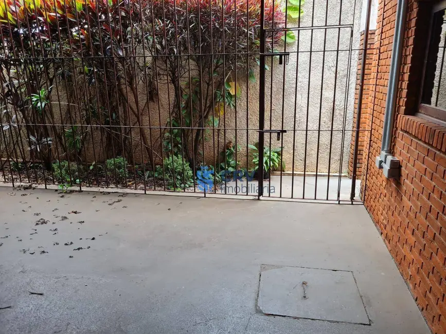 Foto 4 de Casa com 6 quartos para alugar, 1432m2 em Vitória, Londrina - PR