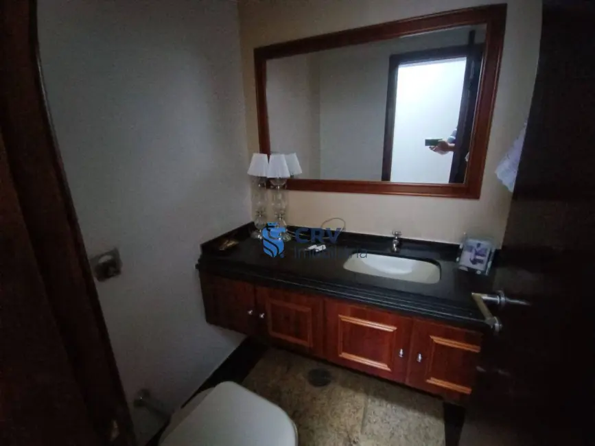 Apartamento com 4 quartos à venda, 236m2 em Centro, Londrina - PR - imagem 5 Foto 5 de Apartamento com 4 quartos à venda, 236m2 em Centro, Londrina - PR
