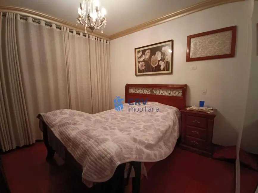 Apartamento com 4 quartos à venda, 236m2 em Centro, Londrina - PR - imagem 9 Foto 9 de Apartamento com 4 quartos à venda, 236m2 em Centro, Londrina - PR