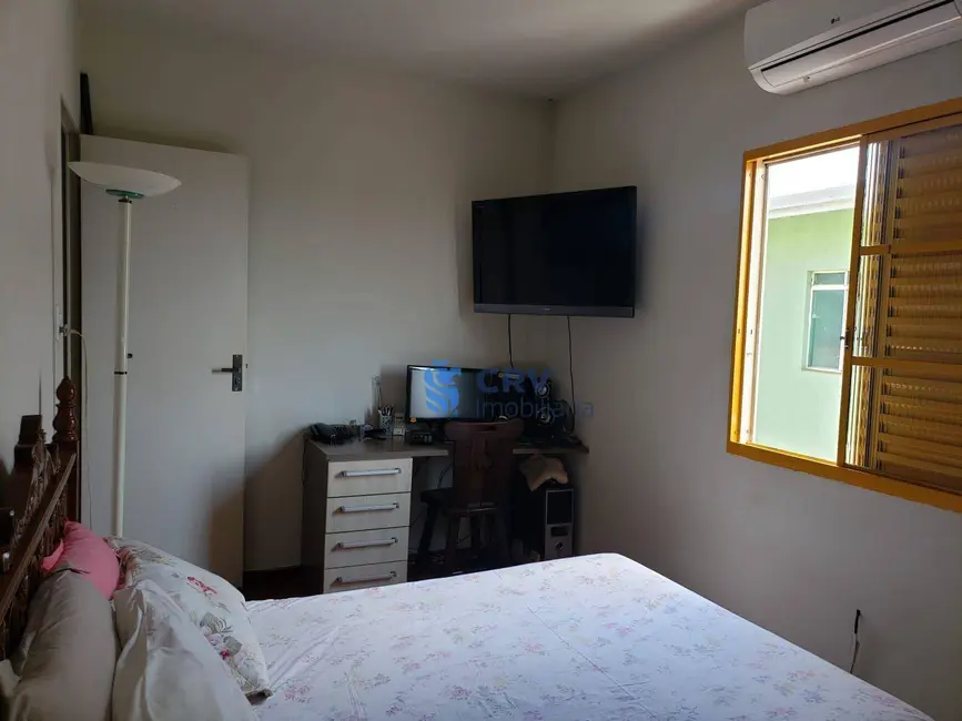 Apartamento com 2 quartos à venda, 51m2 em Vila Shimabokuro, Londrina - PR - imagem 7 Foto 7 de Apartamento com 2 quartos à venda, 51m2 em Vila Shimabokuro, Londrina - PR