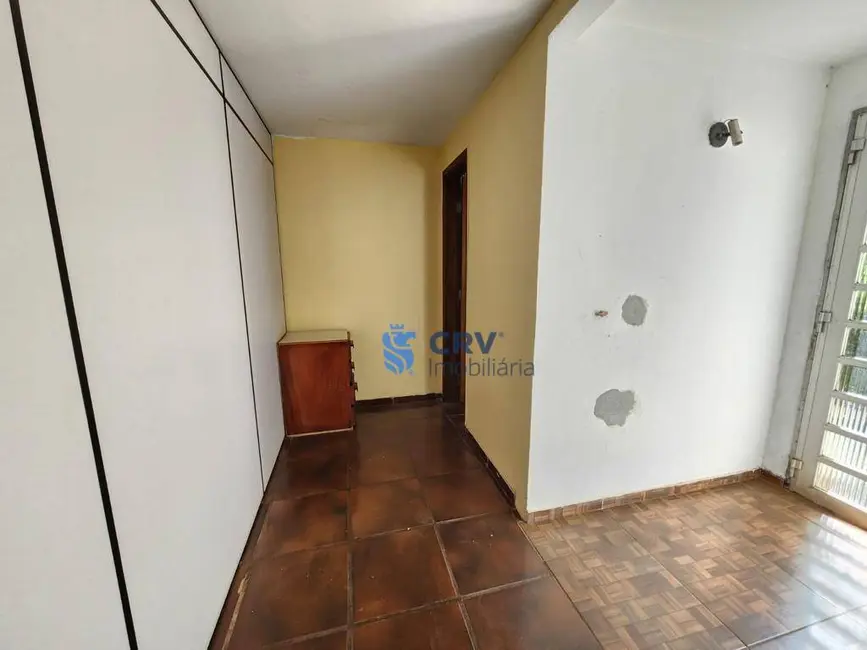 Foto 5 de Casa para alugar, 390m2 em Antares, Londrina - PR