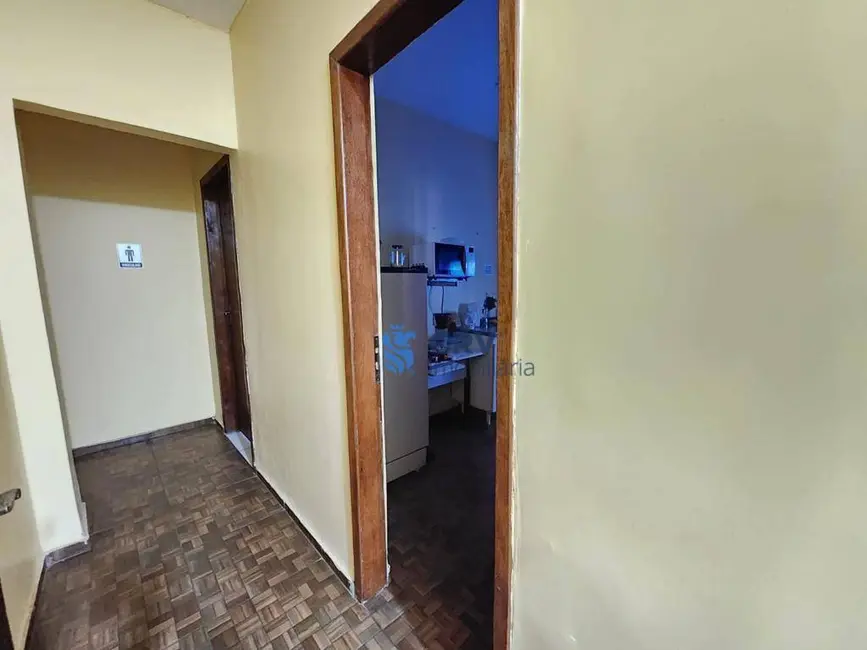 Foto 8 de Casa para alugar, 390m2 em Antares, Londrina - PR