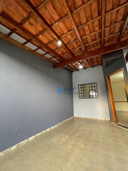Casa com 3 quartos à venda, 80m2 em Jardim Honda 2, Londrina - PR - imagem 3 Foto 3 de Casa com 3 quartos à venda, 80m2 em Jardim Honda 2, Londrina - PR