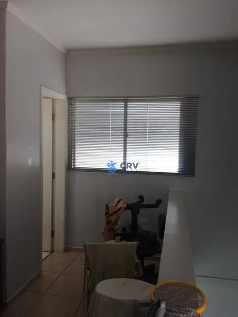 Apartamento com 2 quartos à venda, 130m2 em Vale dos Tucanos, Londrina - PR - imagem 5 Foto 5 de Apartamento com 2 quartos à venda, 130m2 em Vale dos Tucanos, Londrina - PR
