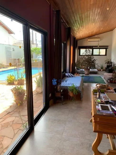 Casa com 1 quarto à venda, 362m2 em Terra Bonita, Londrina - PR - imagem 6 Foto 6 de Casa com 1 quarto à venda, 362m2 em Terra Bonita, Londrina - PR