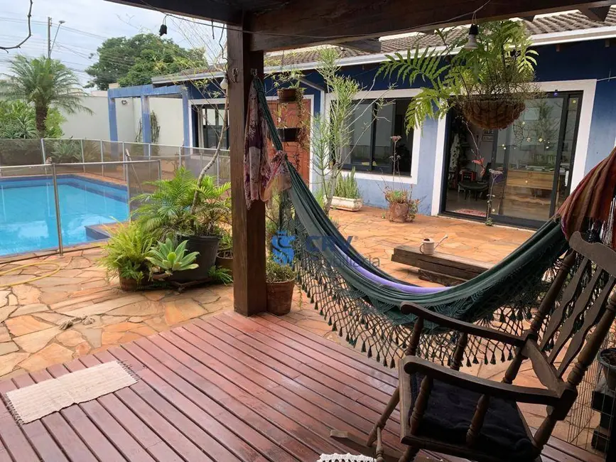 Foto 1 de Casa com 1 quarto à venda, 362m2 em Terra Bonita, Londrina - PR