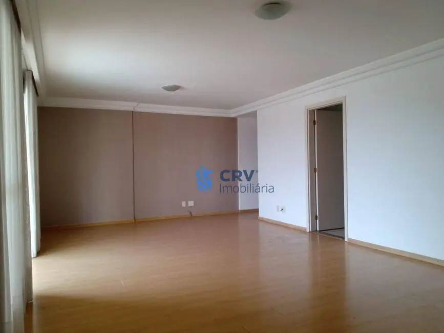 Apartamento com 3 quartos à venda, 206m2 em Londrina - PR - imagem 3 Foto 3 de Apartamento com 3 quartos à venda, 206m2 em Londrina - PR