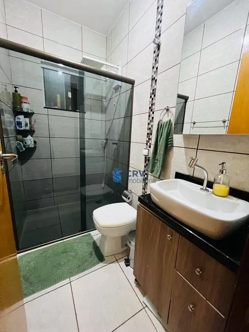Casa com 3 quartos à venda, 150m2 em Jardim Arapongas, Londrina - PR - imagem 9 Foto 9 de Casa com 3 quartos à venda, 150m2 em Jardim Arapongas, Londrina - PR
