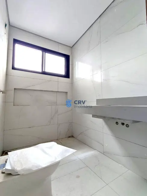 Foto 9 de Sobrado com 3 quartos à venda, 345m2 em Esperança, Londrina - PR