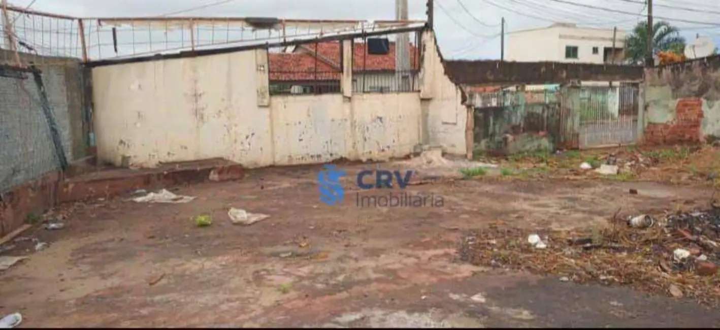 Terreno / Lote à venda, 351m2 em Helena, Londrina - PR - imagem 6 Foto 6 de Terreno / Lote à venda, 351m2 em Helena, Londrina - PR