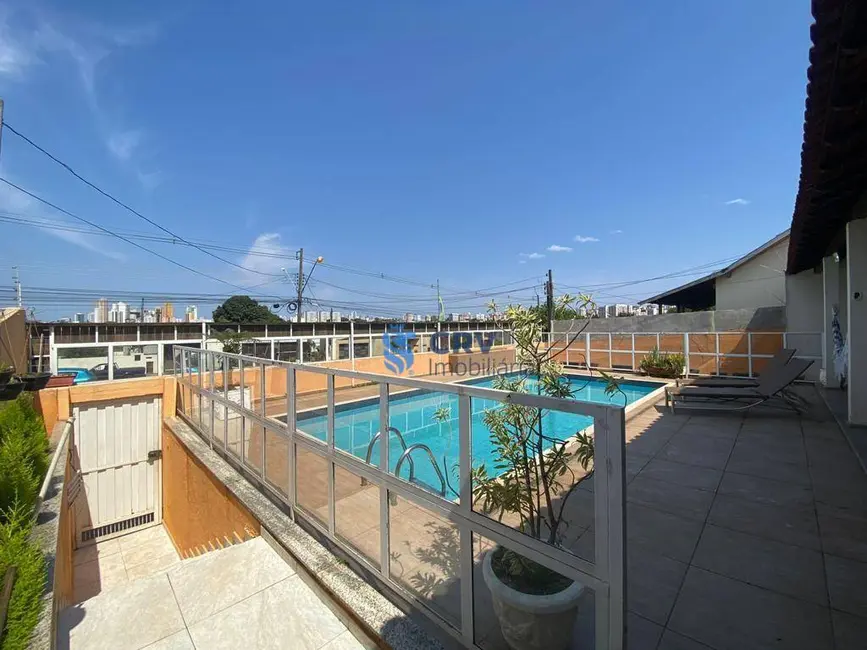 Foto 3 de Casa com 4 quartos à venda e para alugar, 525m2 em Santos Dumont, Londrina - PR