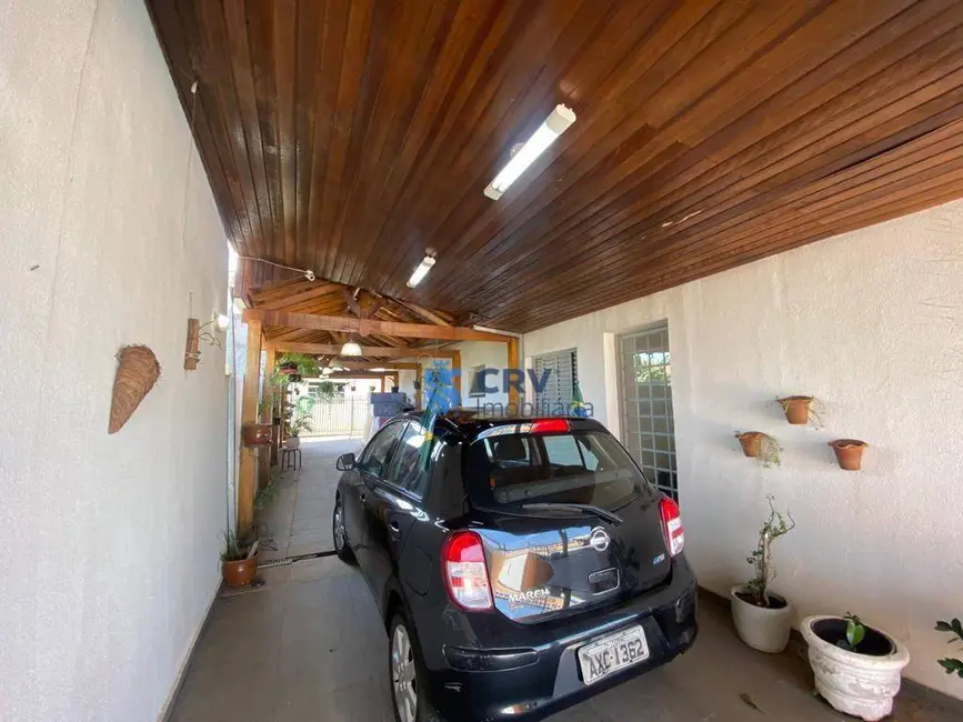 Foto 6 de Casa com 4 quartos à venda e para alugar, 525m2 em Santos Dumont, Londrina - PR