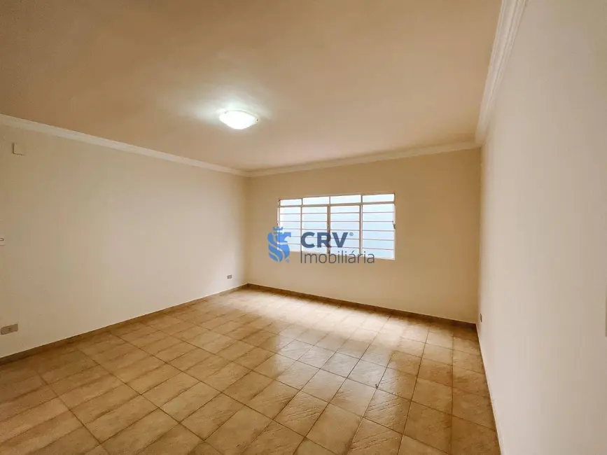Casa com 4 quartos à venda e para alugar, 350m2 em Lima Azevedo, Londrina - PR - imagem 5 Foto 5 de Casa com 4 quartos à venda e para alugar, 350m2 em Lima Azevedo, Londrina - PR