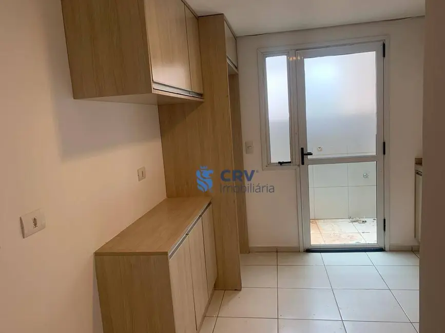 Sobrado com 3 quartos à venda, 150m2 em Bela Vista, Londrina - PR - imagem 8 Foto 8 de Sobrado com 3 quartos à venda, 150m2 em Bela Vista, Londrina - PR