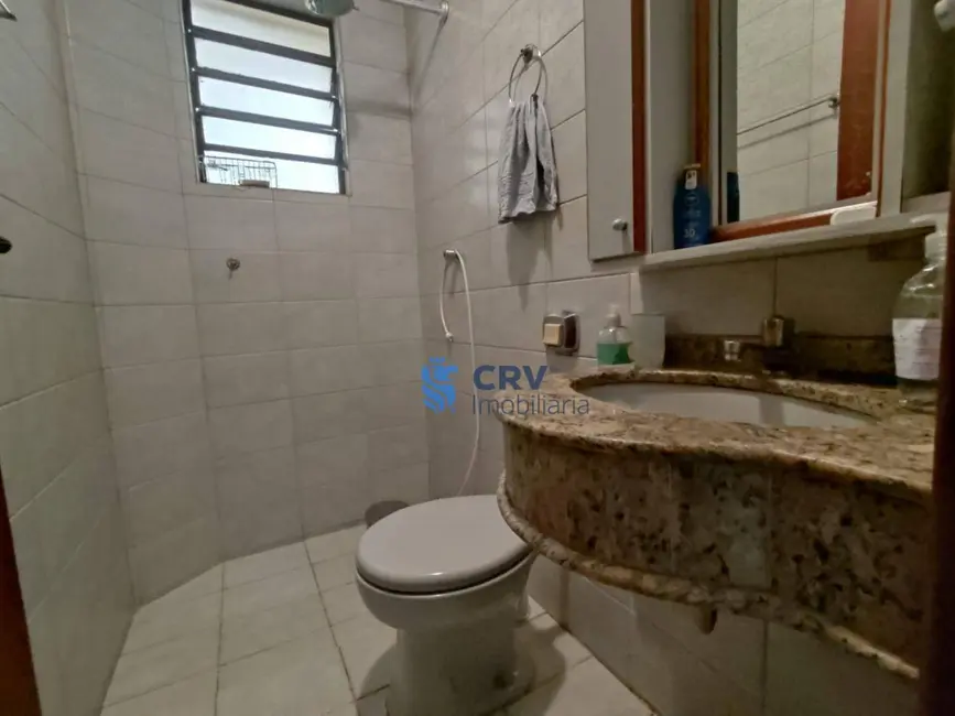 Sobrado com 4 quartos à venda, 306m2 em Portal de Versalhes 2, Londrina - PR - imagem 4 Foto 4 de Sobrado com 4 quartos à venda, 306m2 em Portal de Versalhes 2, Londrina - PR