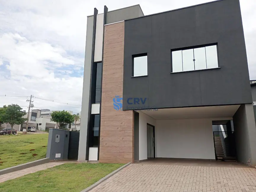Foto 2 de Casa de Condomínio com 3 quartos para alugar, 250m2 em Jardim da Luz, Londrina - PR