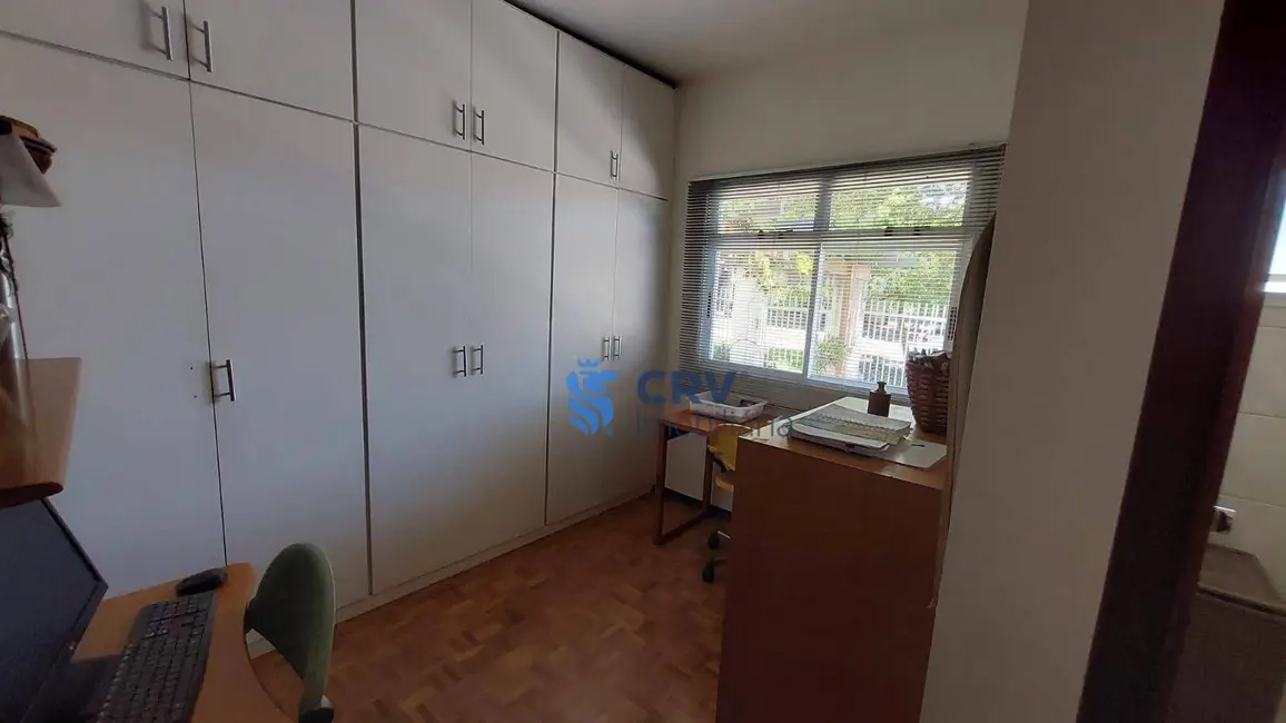 Casa com 4 quartos à venda, 1800m2 em Tucano, Londrina - PR - imagem 9 Foto 9 de Casa com 4 quartos à venda, 1800m2 em Tucano, Londrina - PR