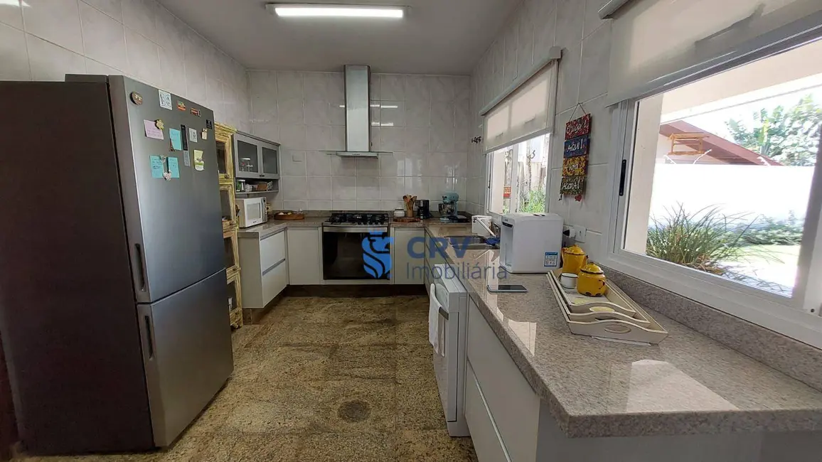 Casa com 4 quartos à venda, 1800m2 em Tucano, Londrina - PR - imagem 6 Foto 6 de Casa com 4 quartos à venda, 1800m2 em Tucano, Londrina - PR