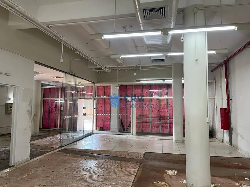 Sala Comercial à venda e para alugar, 396m2 em Centro, Londrina - PR - imagem 8 Foto 8 de Sala Comercial à venda e para alugar, 396m2 em Centro, Londrina - PR