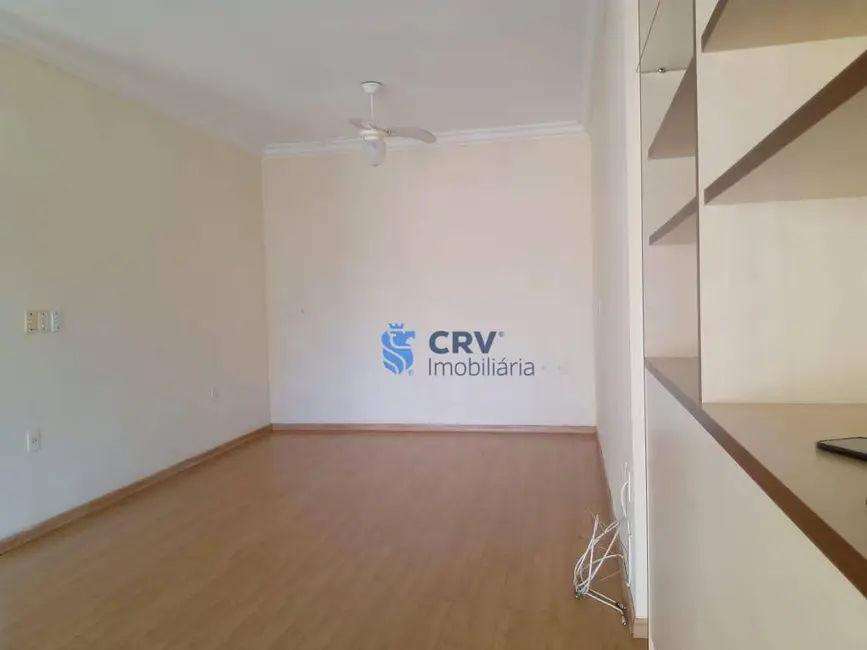 Foto 3 de Casa com 3 quartos para alugar, 500m2 em Colonial, Londrina - PR