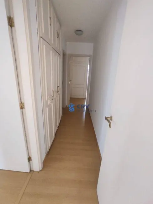 Foto 9 de Apartamento com 3 quartos para alugar, 203m2 em Londrina - PR