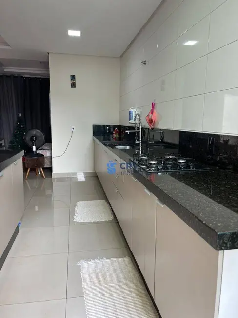 Foto 7 de Casa com 3 quartos para alugar, 125m2 em Alto da Boa Vista, Londrina - PR