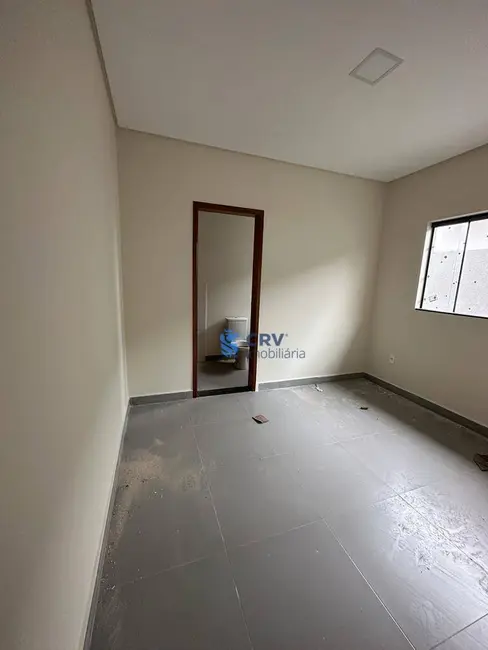 Foto 8 de Casa com 3 quartos para alugar, 250m2 em Colúmbia, Londrina - PR