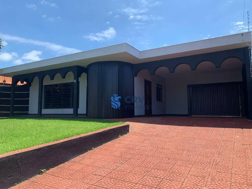 Foto 1 de Casa com 3 quartos para alugar, 600m2 em Londrina - PR