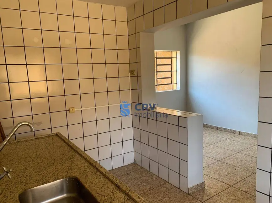 Foto 7 de Casa com 3 quartos para alugar, 570m2 em Jardim Shangri-la A, Londrina - PR