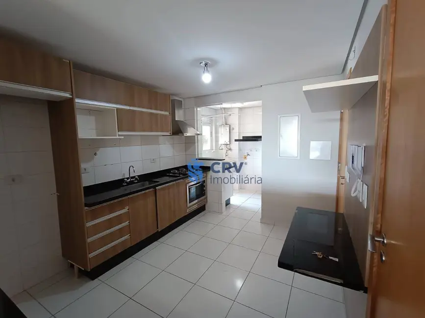 Apartamento com 3 quartos à venda, 206m2 em Centro, Londrina - PR - imagem 8 Foto 8 de Apartamento com 3 quartos à venda, 206m2 em Centro, Londrina - PR