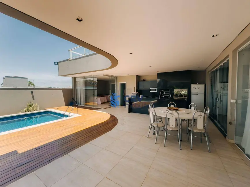 Sobrado com 4 quartos à venda, 530m2 em Londrina - PR - imagem 2 Foto 2 de Sobrado com 4 quartos à venda, 530m2 em Londrina - PR