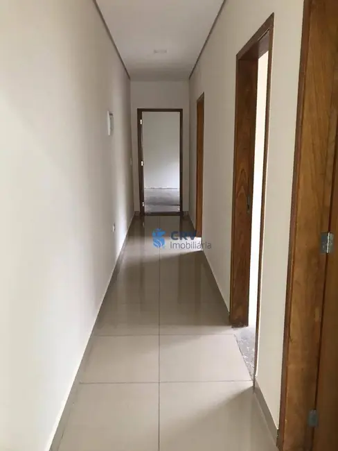 Foto 4 de Casa com 3 quartos para alugar, 90m2 em Londrina - PR