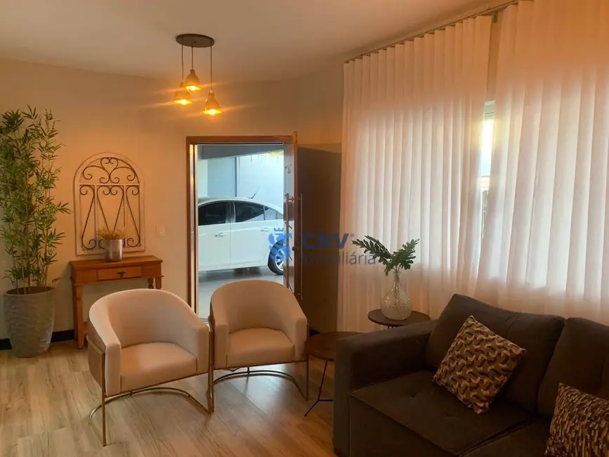Casa com 3 quartos à venda, 362m2 em Terra Bonita, Londrina - PR - imagem 3 Foto 3 de Casa com 3 quartos à venda, 362m2 em Terra Bonita, Londrina - PR
